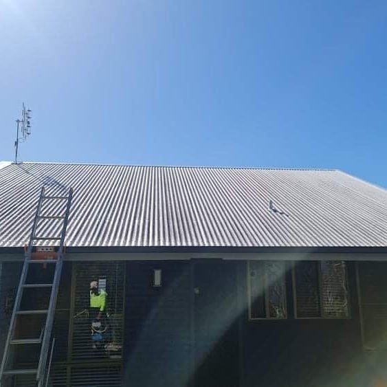 Metal Roof Cleaning - Final Inspection & Cleanup in Logan